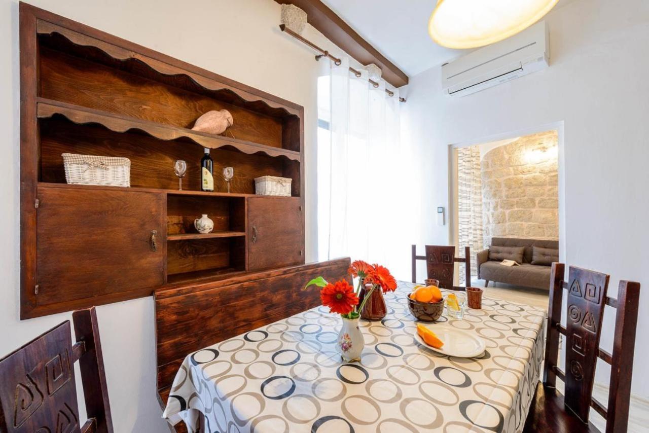 Apartments And Room Le Petit Nono دوبروفينك المظهر الخارجي الصورة