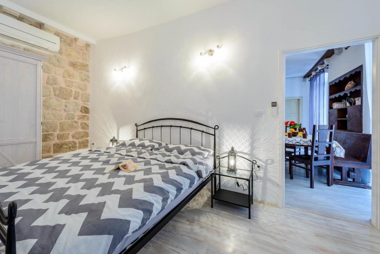 Apartments And Room Le Petit Nono دوبروفينك المظهر الخارجي الصورة