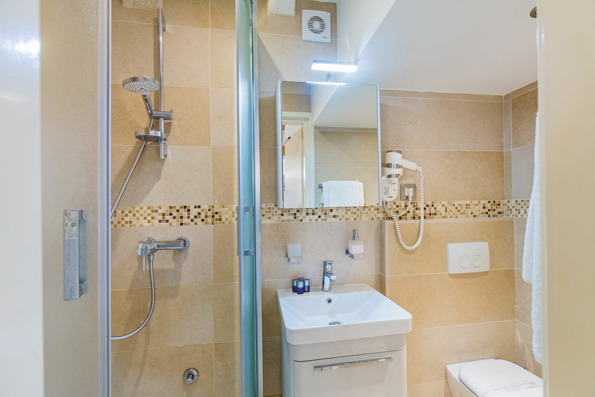 Apartments And Room Le Petit Nono دوبروفينك المظهر الخارجي الصورة